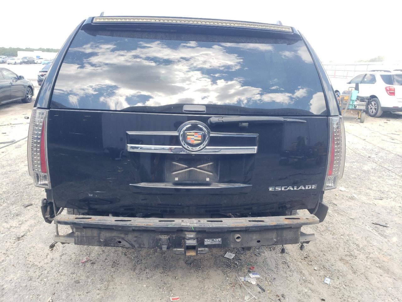 CADILLAC ESCALADE ESV PREMIUM