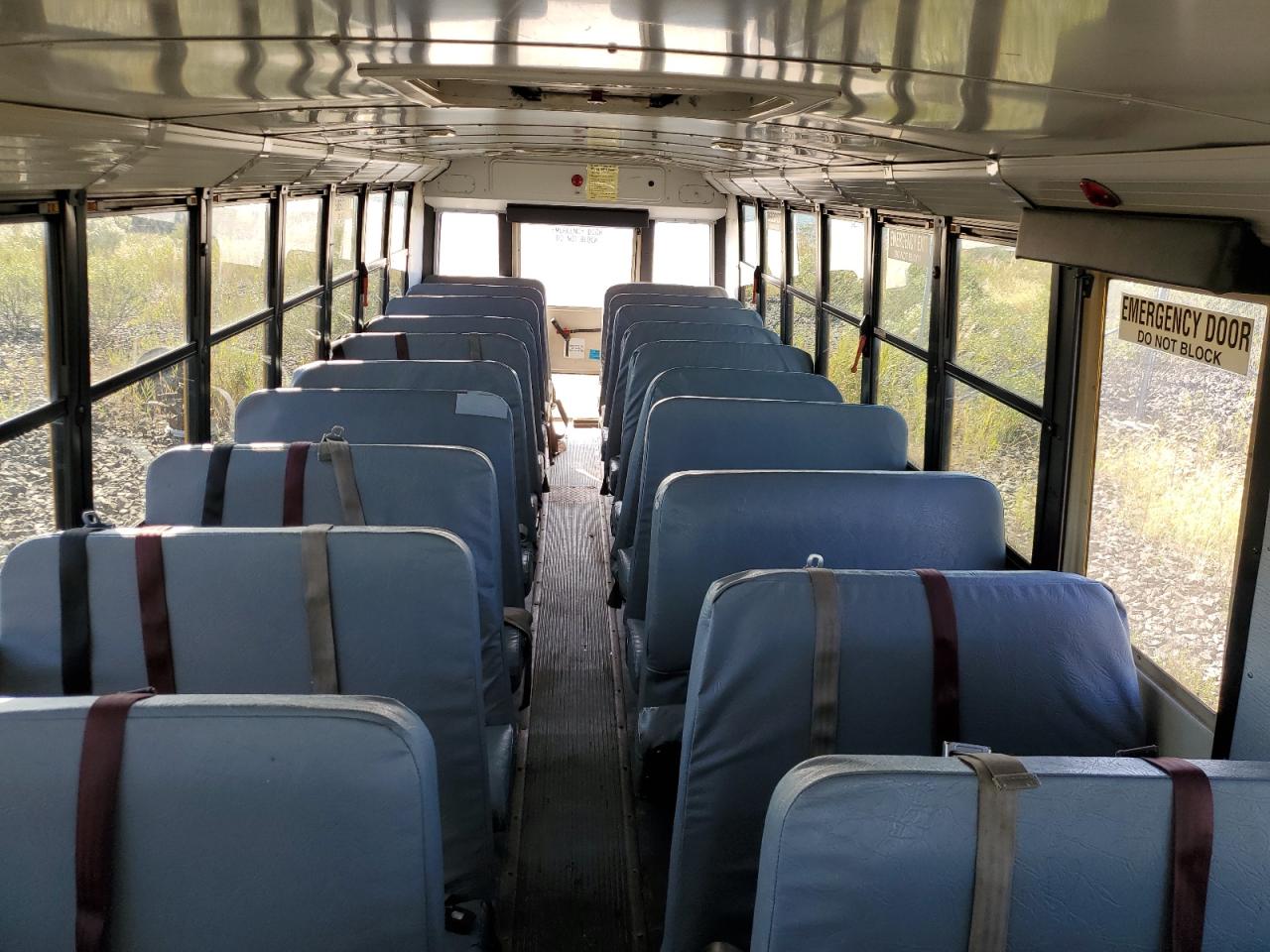 Lot #3276985301 2011 FREIGHTLINER SAF-T-LINER C2