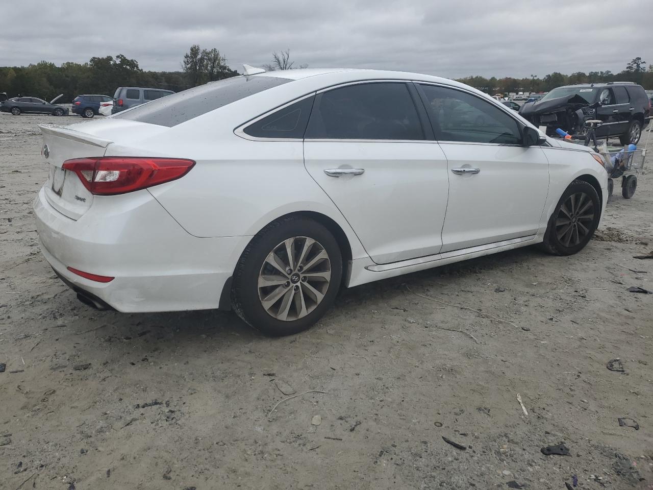 HYUNDAI SONATA SPORT