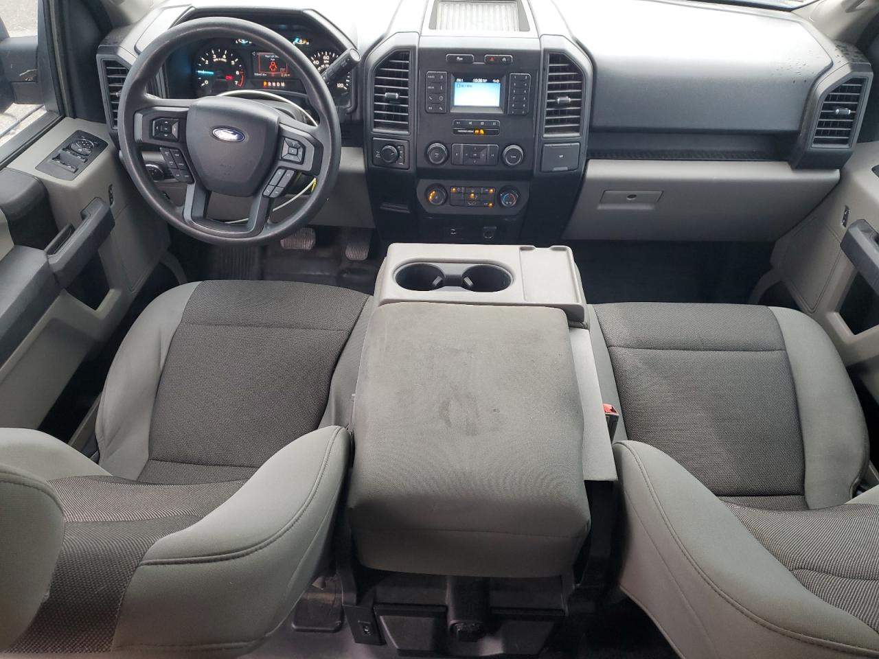 FORD F-150 SUPER CAB