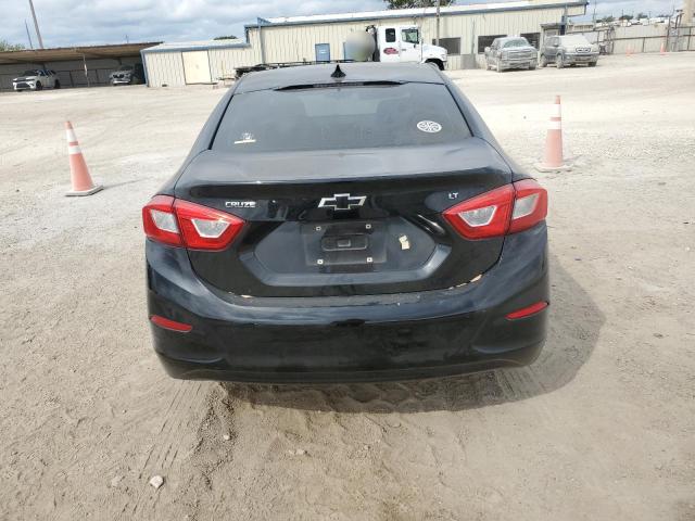 2018 CHEVROLET CRUZE LT - 1G1BE5SM4J7159600