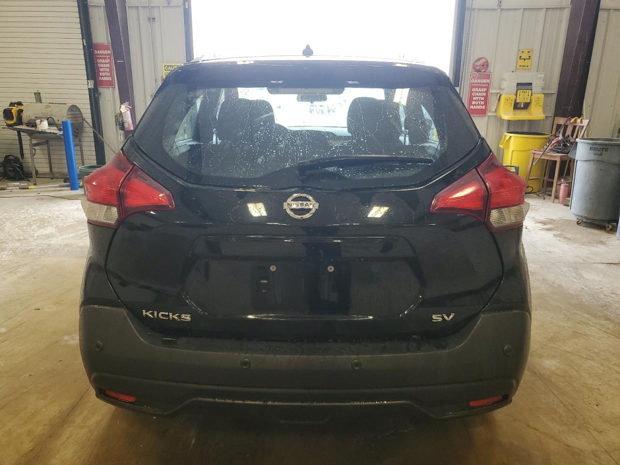 NISSAN KICKS SV