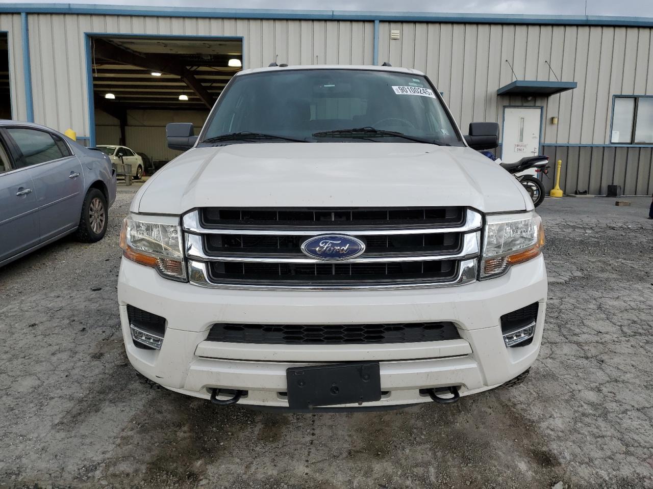 FORD EXPEDITION EL XLT