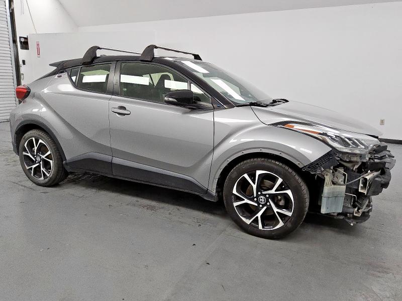 2020 TOYOTA C-HR XLE - JTNKHMBX6L1093653