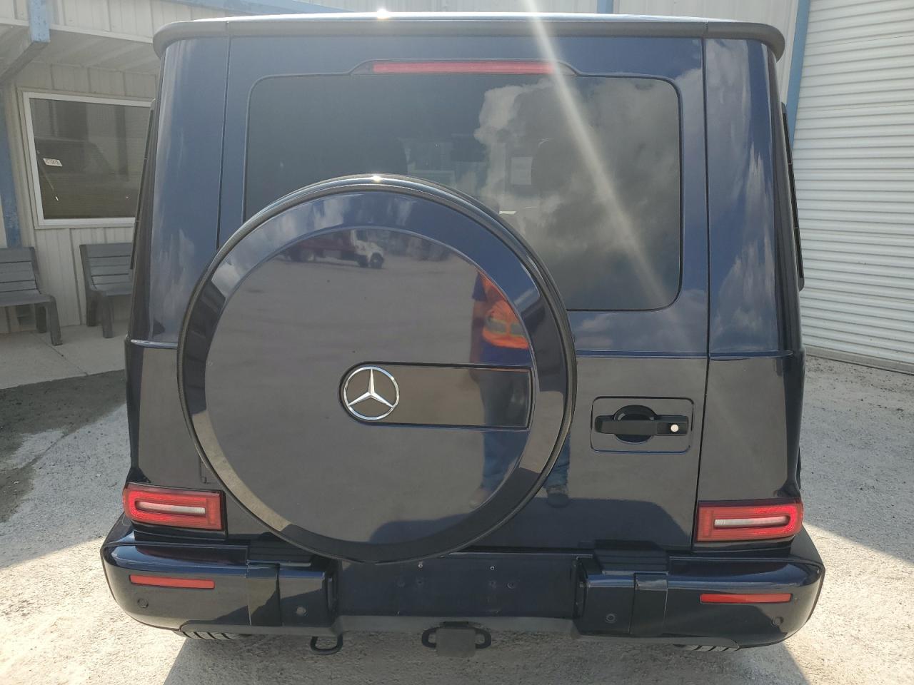 MERCEDES-BENZ G-CLASS 550