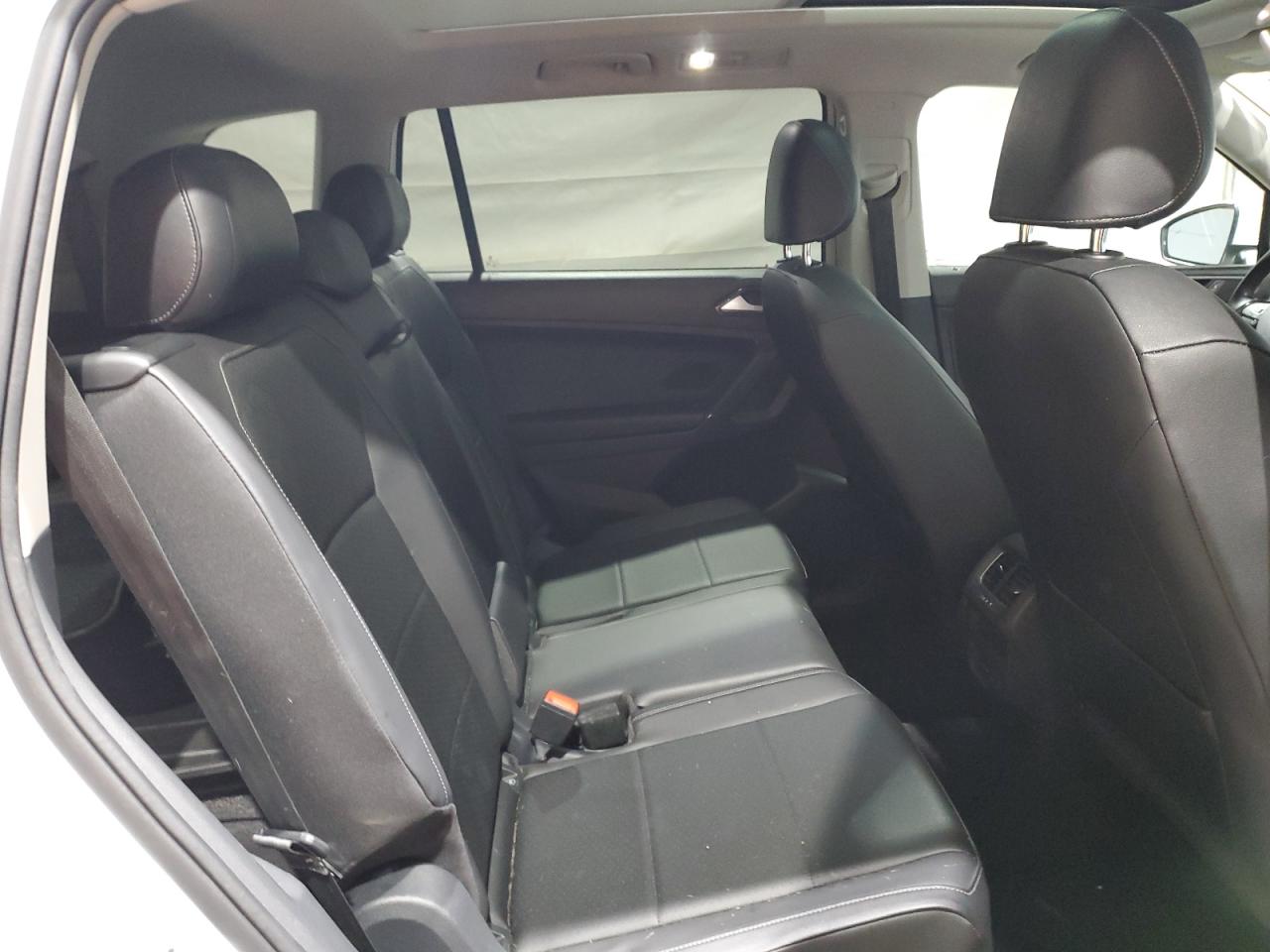 VOLKSWAGEN TIGUAN SE