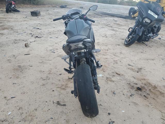 2024 KAWASAKI EX650 P ML5EXEP19RDAD5082