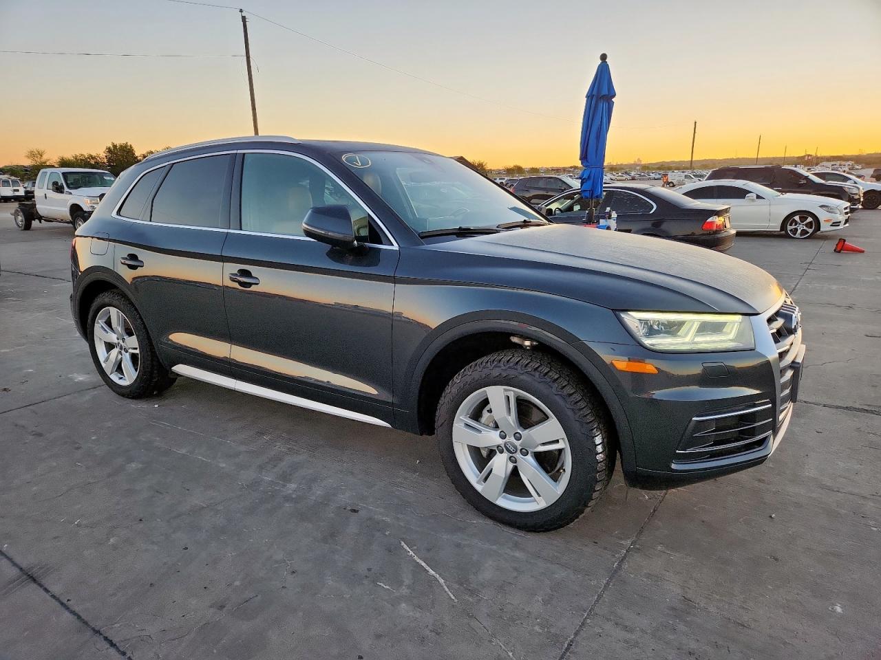 AUDI Q5 PREMIUM PLUS