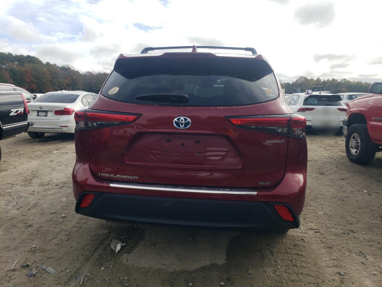 TOYOTA HIGHLANDER HYBRID XLE
