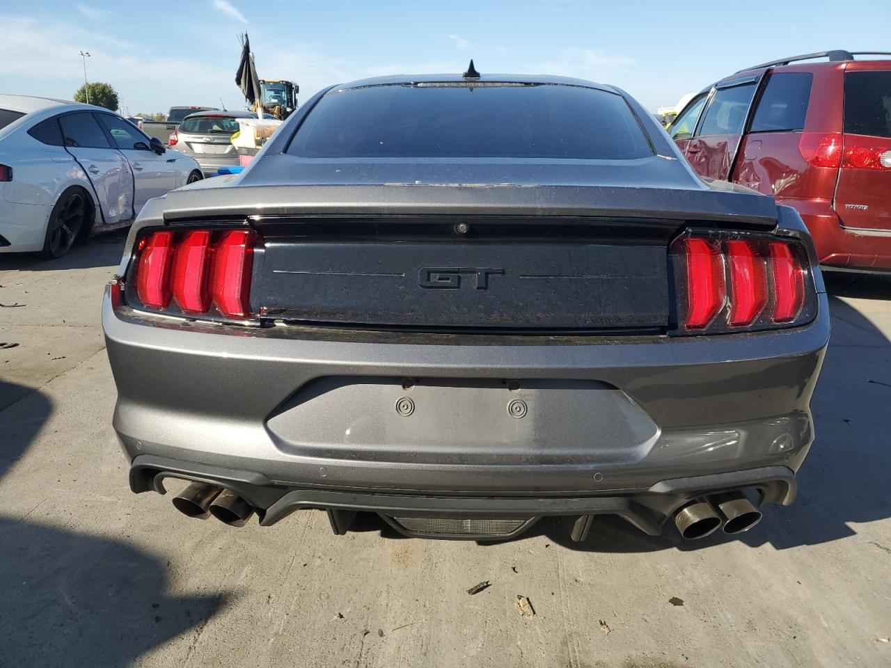 FORD MUSTANG GT