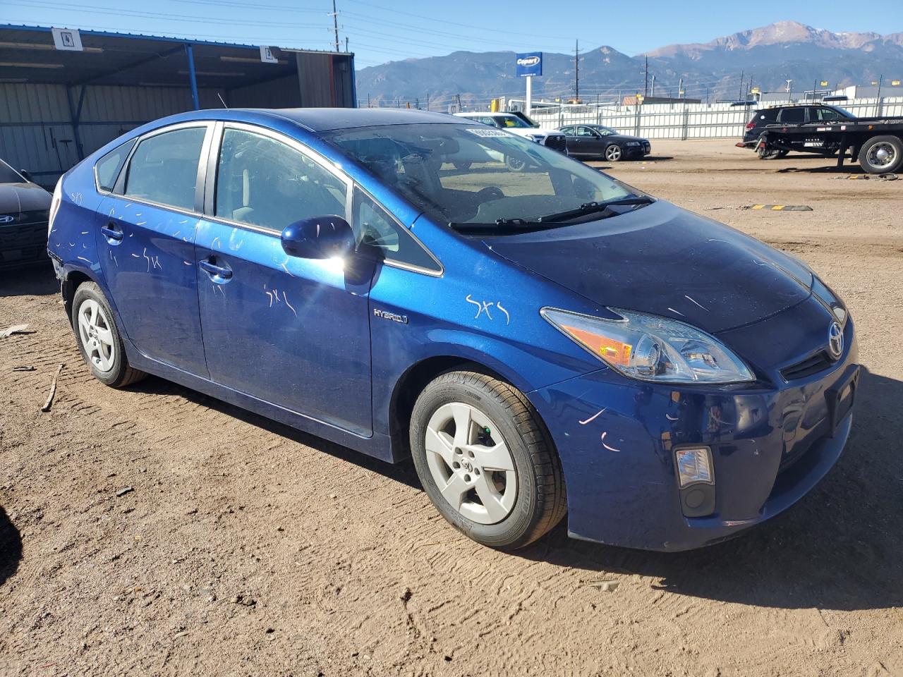 TOYOTA PRIUS