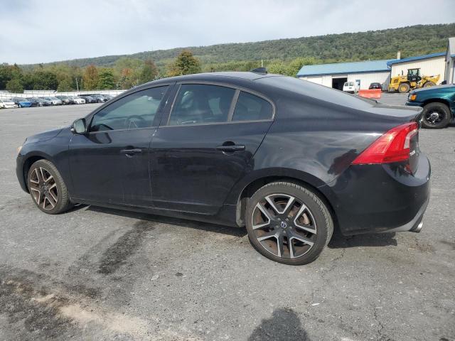 2017 VOLVO S60 DYNAMI YV140MTLXH2429817