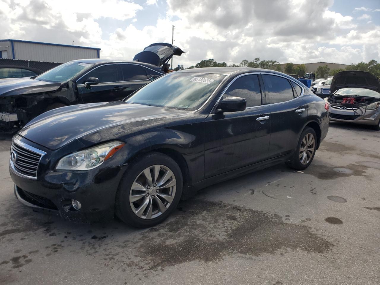 INFINITI M37