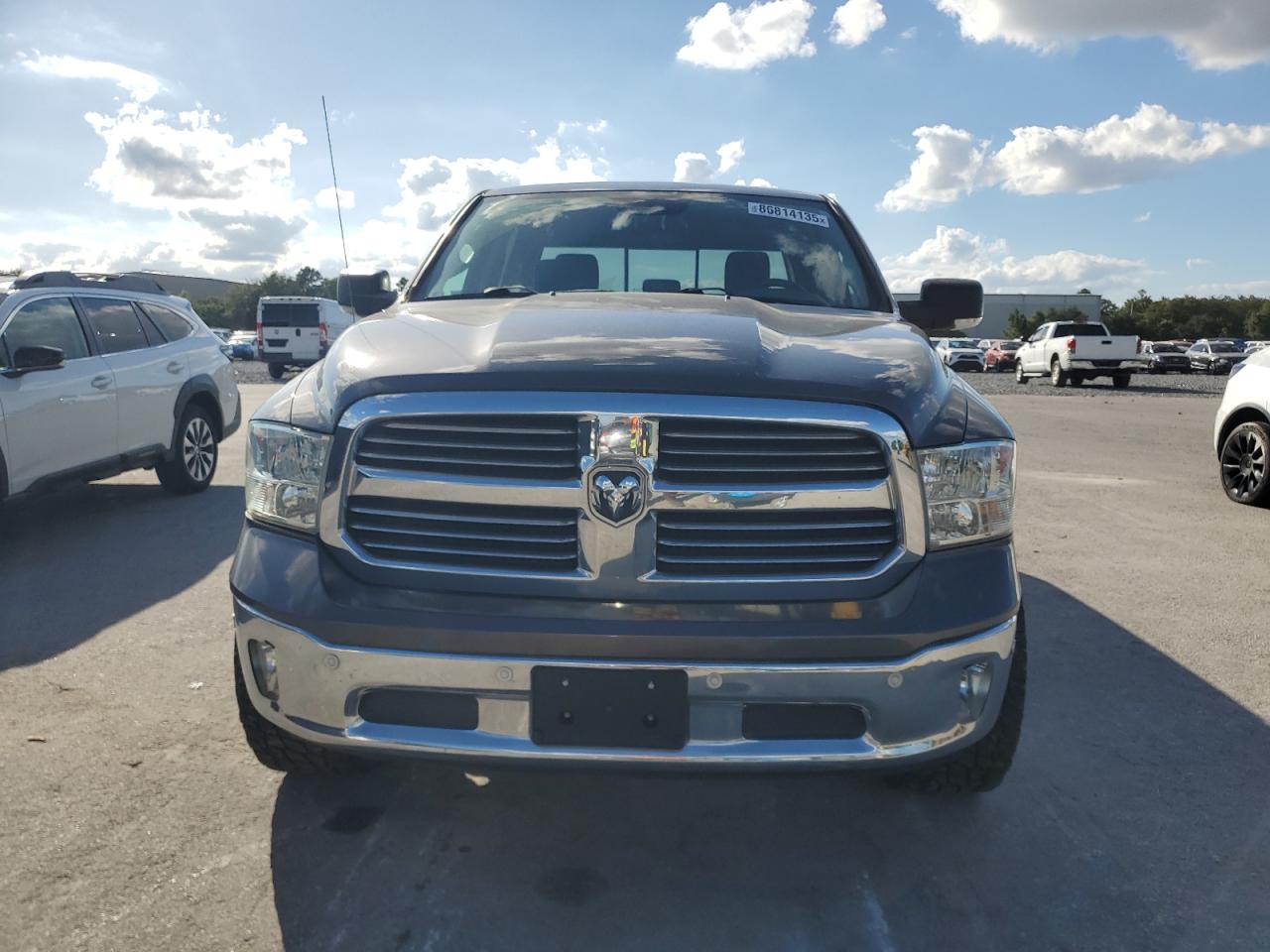 RAM 1500 SLT