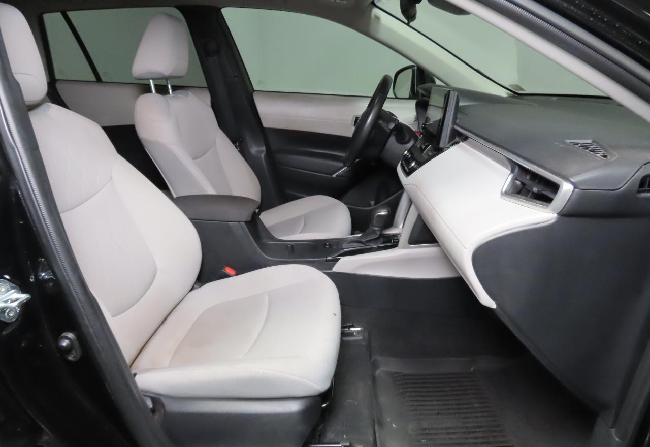 TOYOTA COROLLA CROSS LE