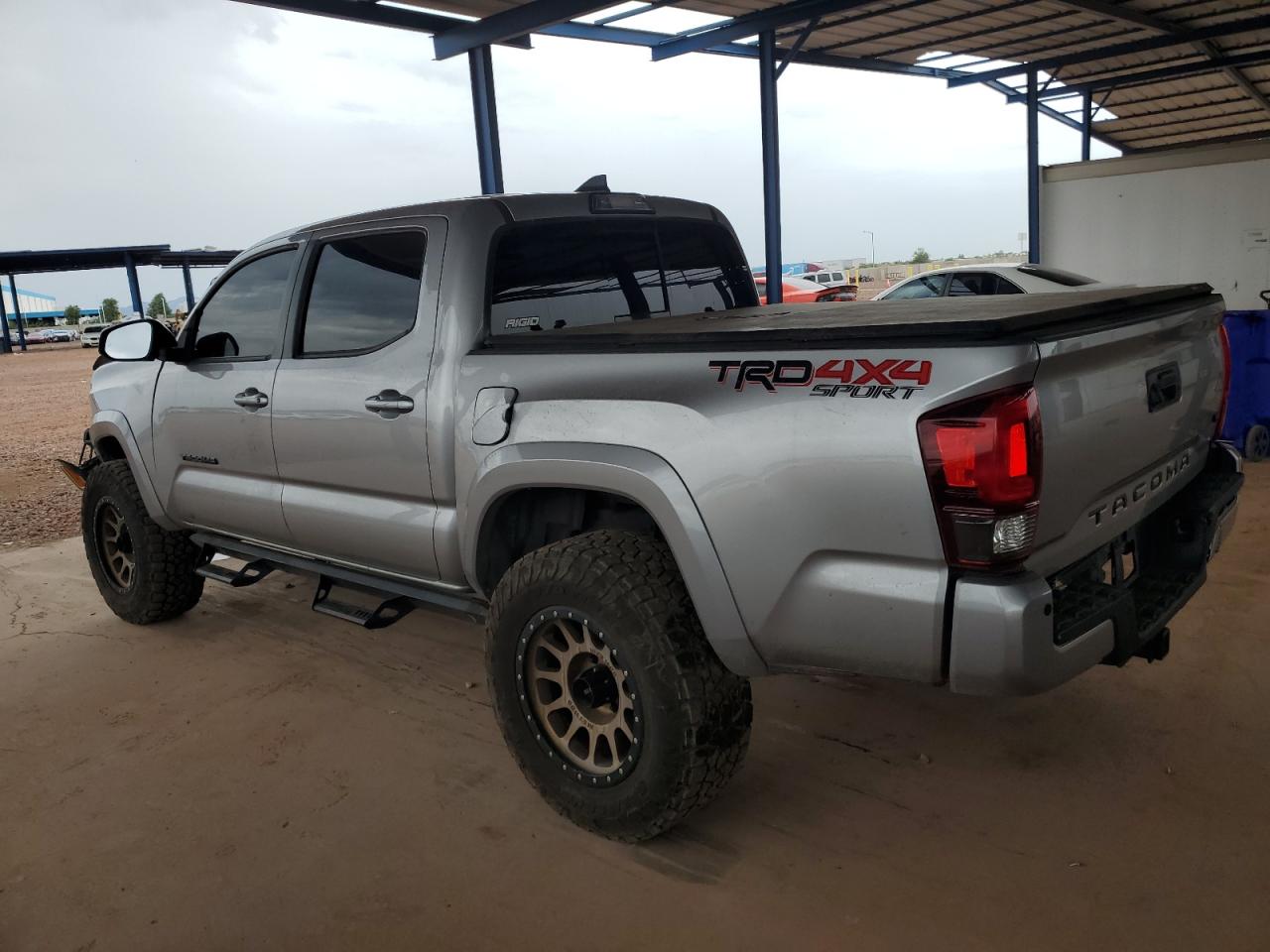 TOYOTA TACOMA DOUBLE CAB