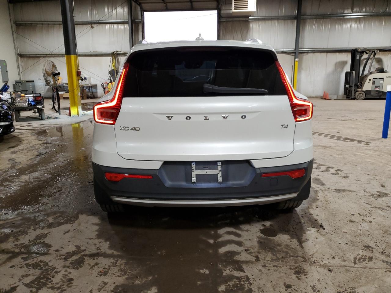 VOLVO XC40 T4 INSCRIPTION