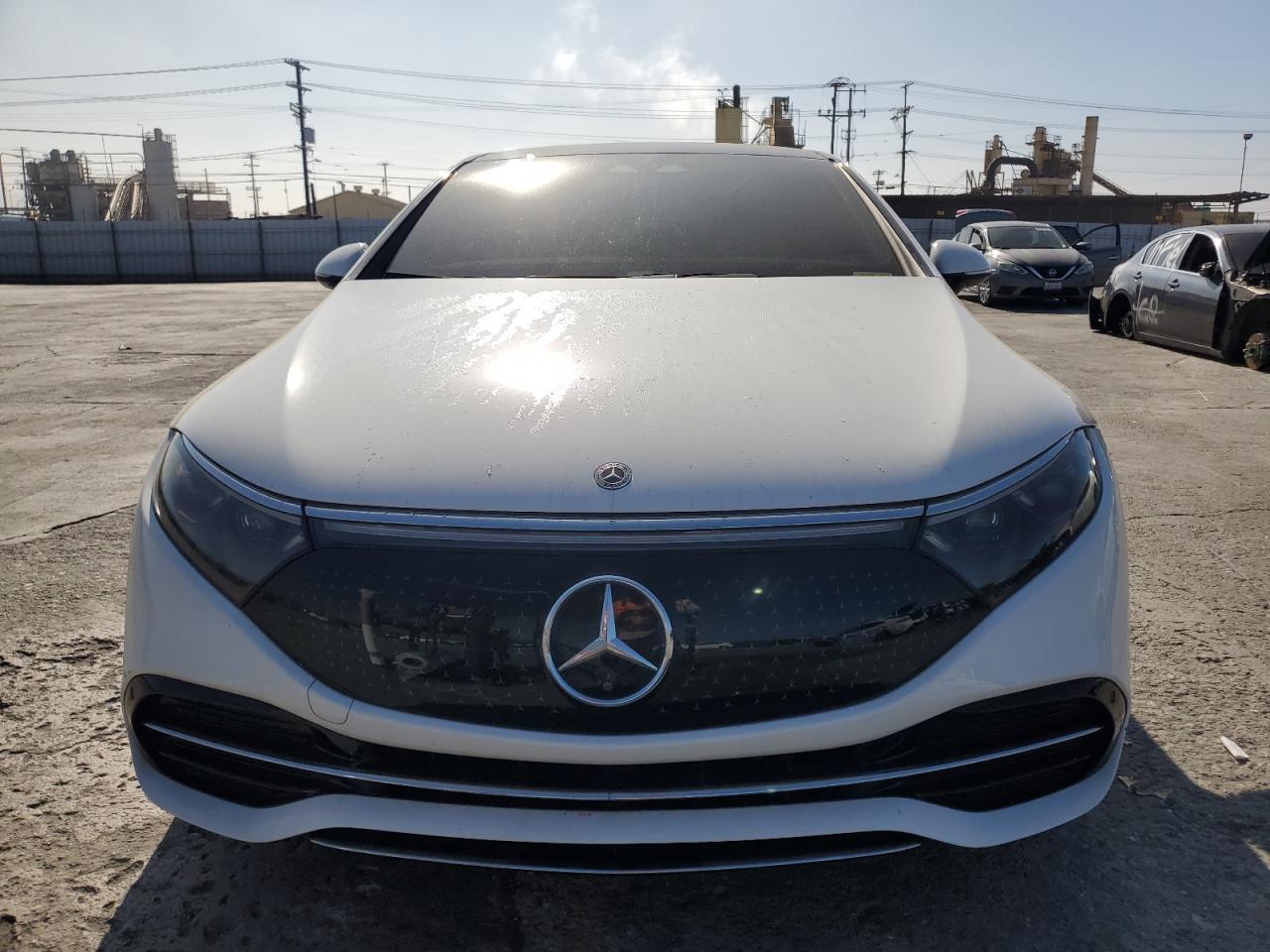 MERCEDES-BENZ EQS 450+