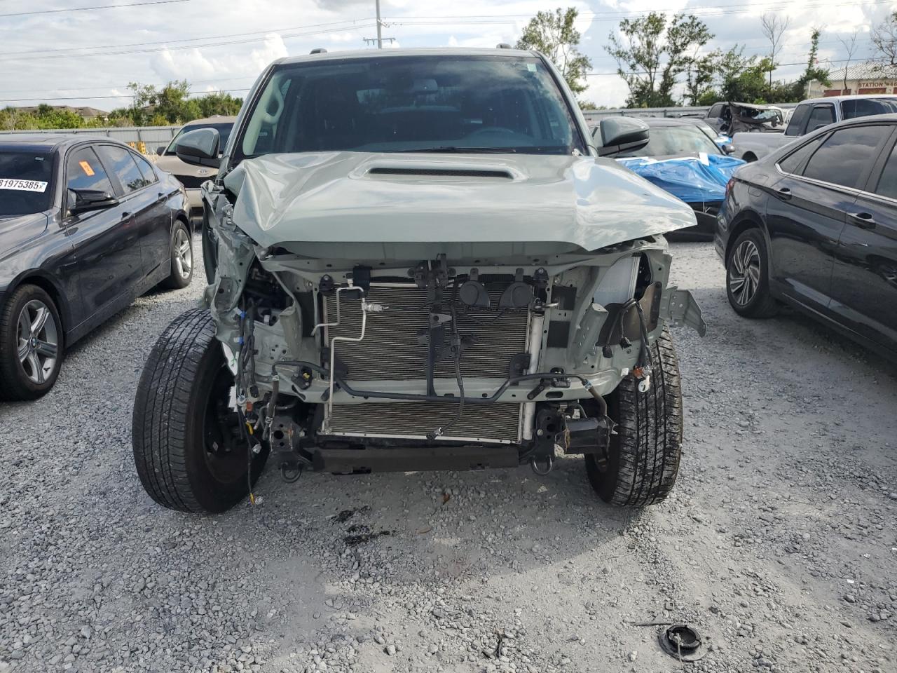 TOYOTA 4RUNNER TRD SPORT