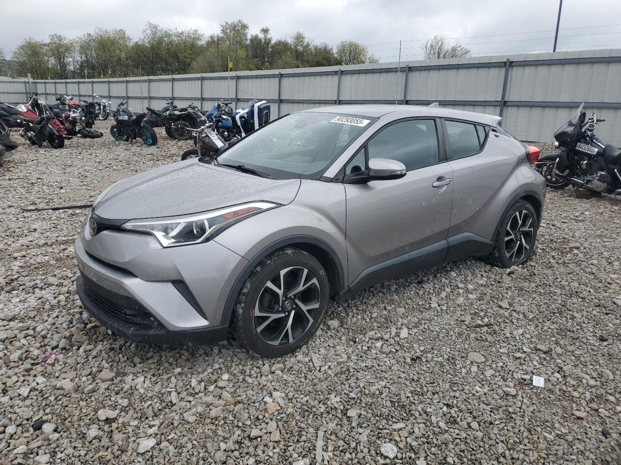 TOYOTA C-HR XLE