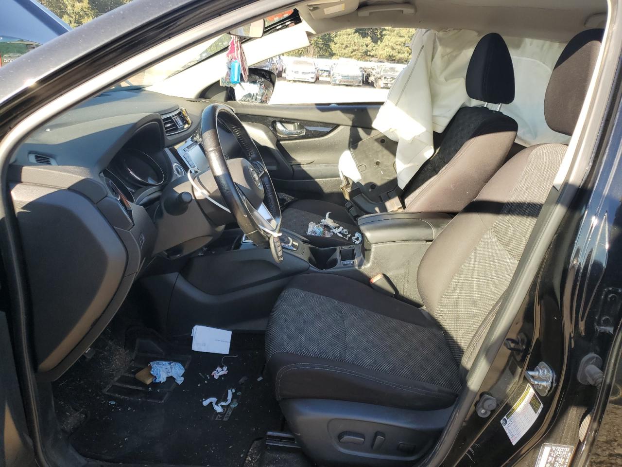 NISSAN ROGUE SPORT S