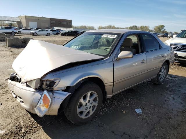 Global Auto Auctions: 2001 TOYOTA CAMRY LE