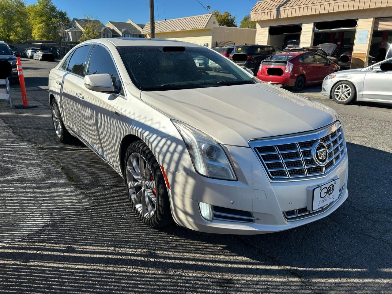 CADILLAC XTS LUXURY COLLECTION