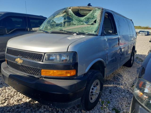 2024 CHEVROLET EXPRESS G2500 - 1GCWGAFP5R1266332