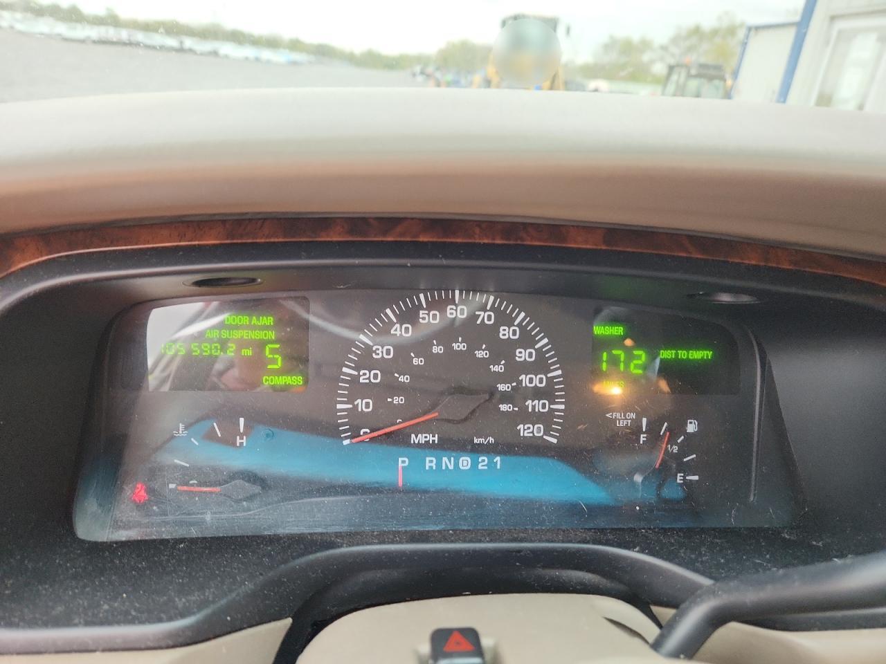 Lot #3284924947 2002 LINCOLN TOWN CAR S