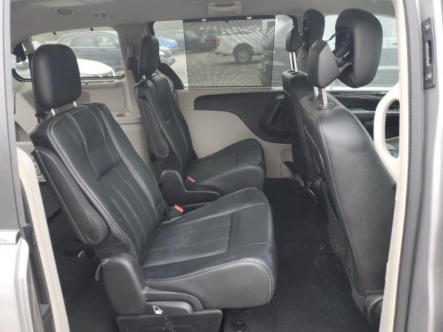 2016 CHRYSLER TOWN & COU - 2C4RC1BG5GR240708