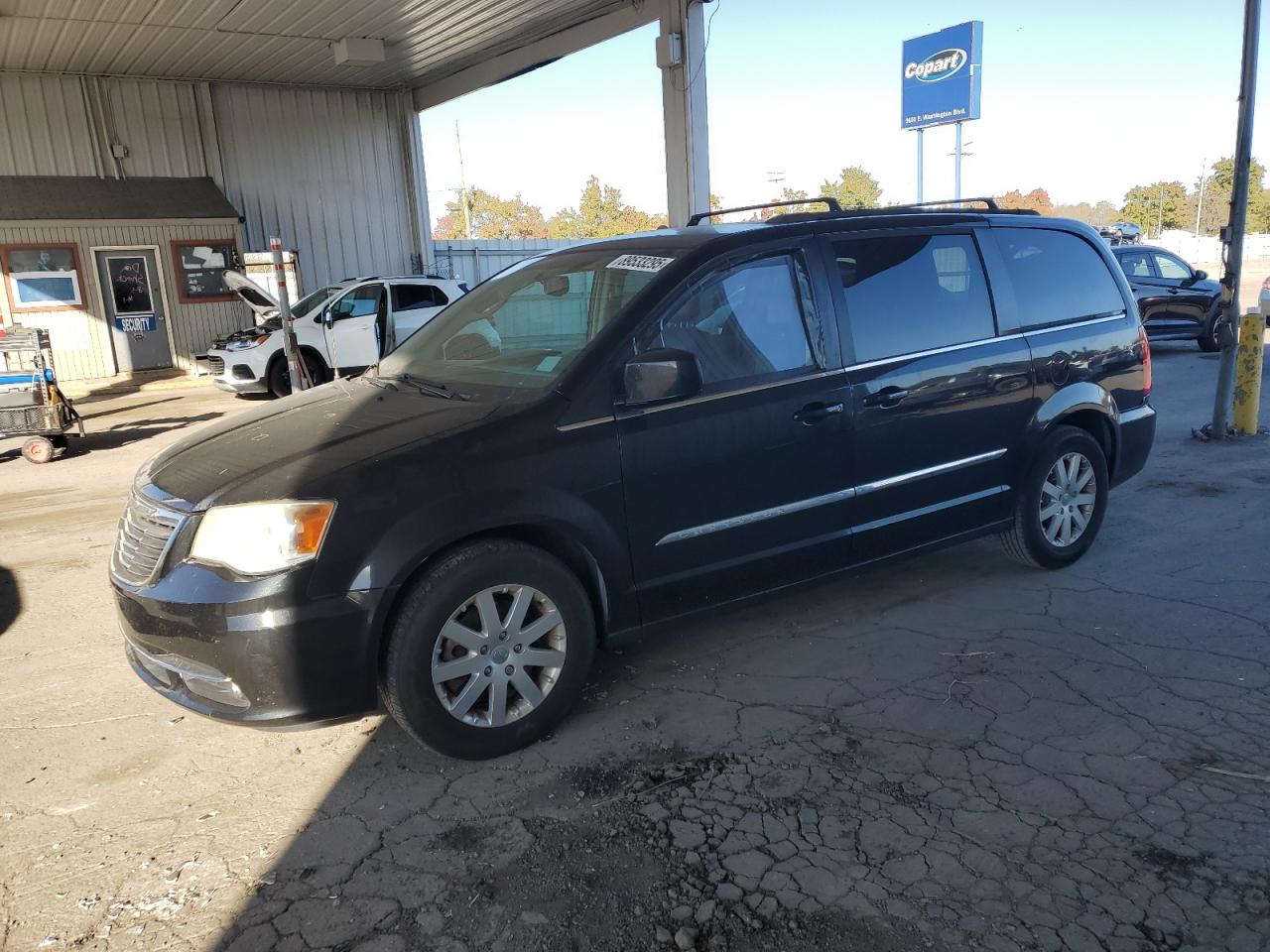 CHRYSLER TOWN & COUNTRY TOURING