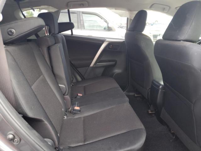 2018 TOYOTA RAV4 LE - JTMZFREV9JJ209246