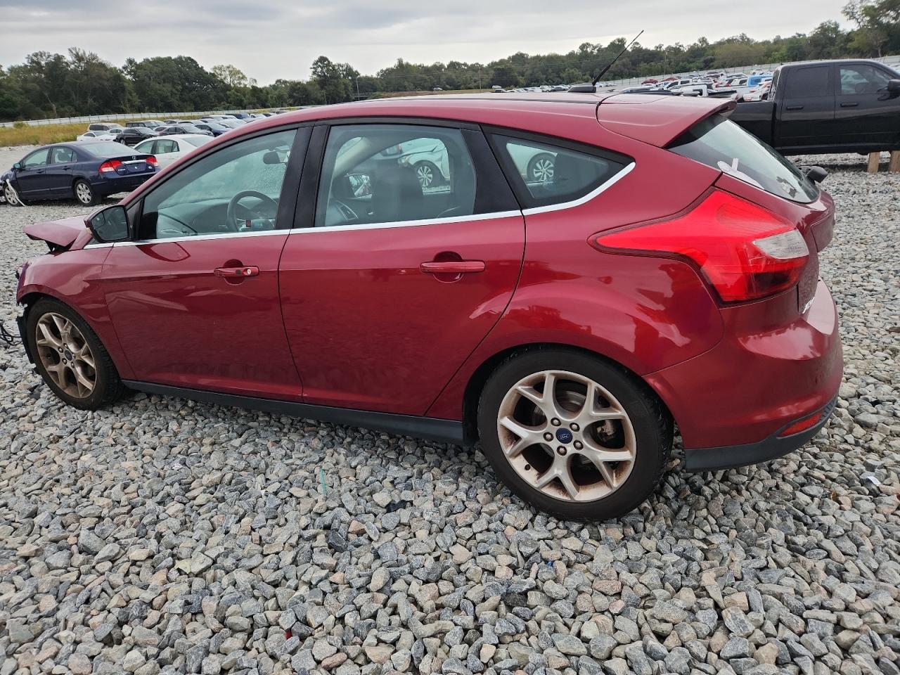 FORD FOCUS TITANIUM