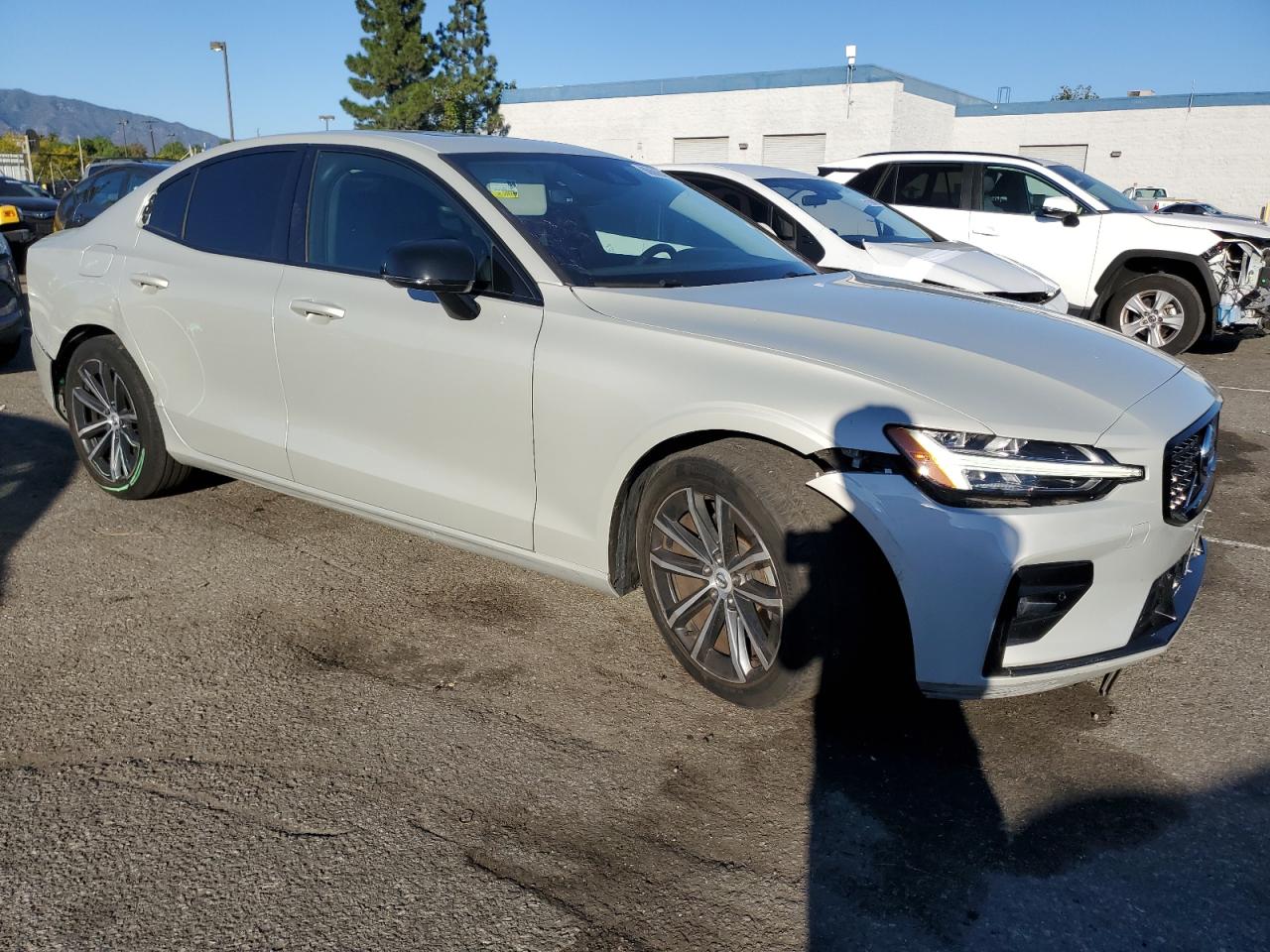 VOLVO S60 T5 R-DESIGN