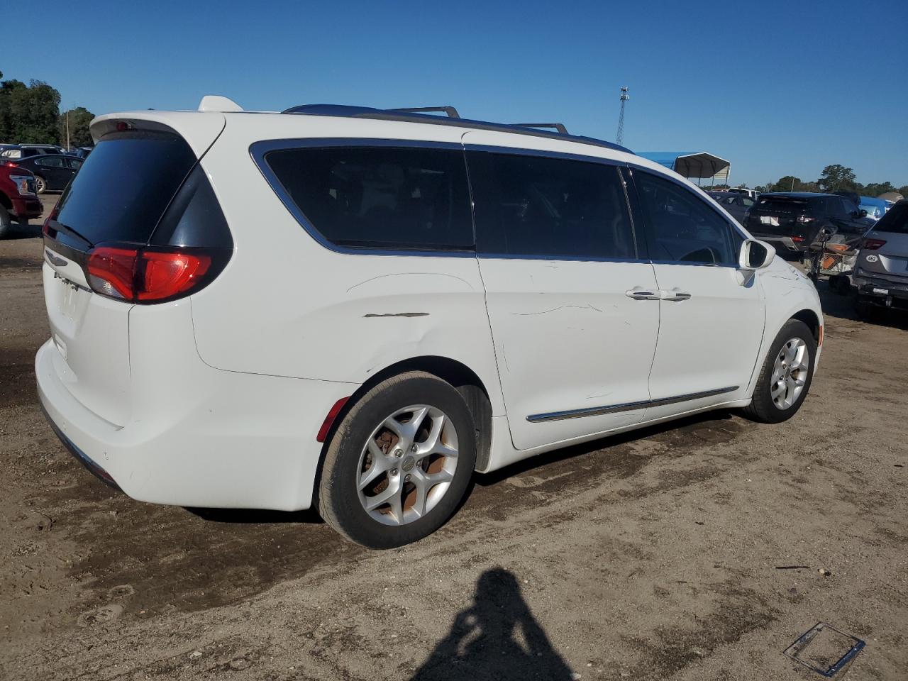 CHRYSLER PACIFICA TOURING L PLUS
