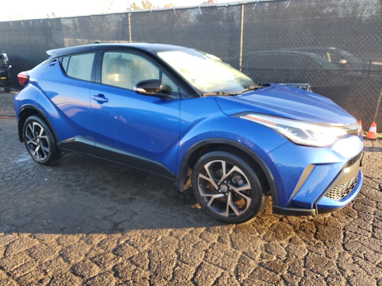 TOYOTA C-HR XLE