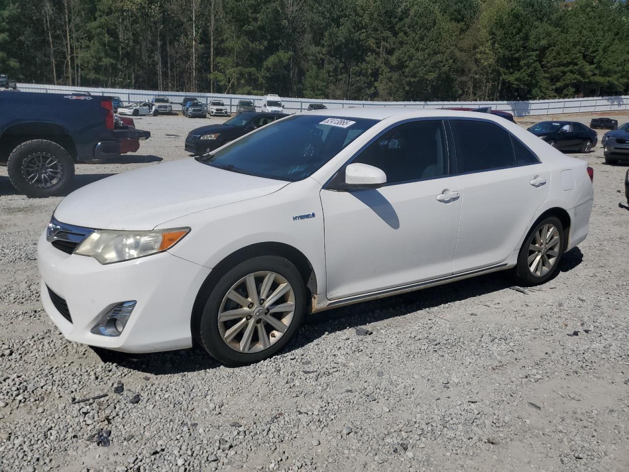 TOYOTA CAMRY HYBRID