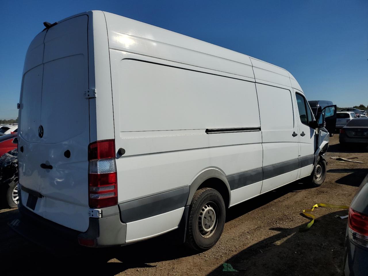 MERCEDES-BENZ SPRINTER 2500