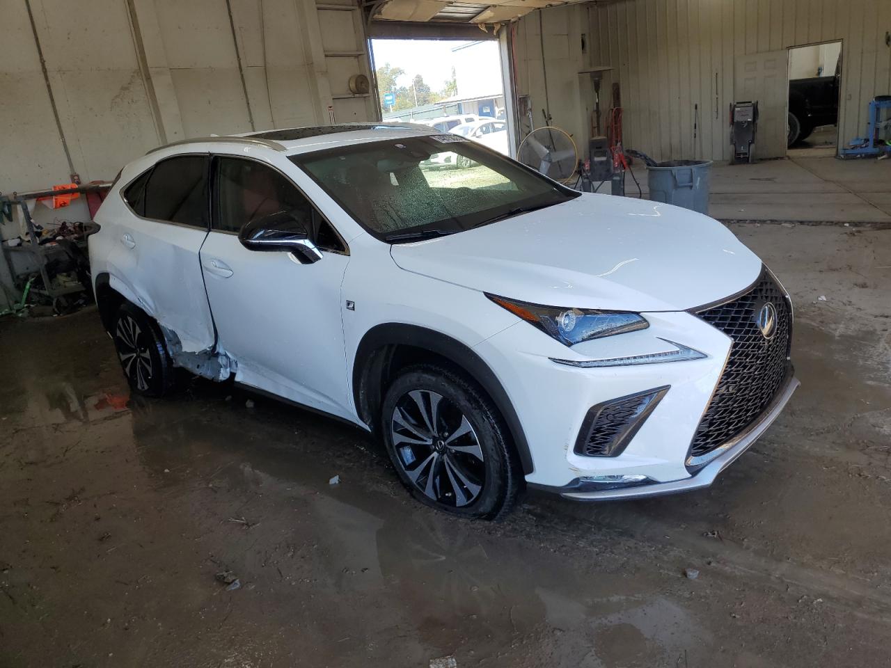 LEXUS NX 300 BASE