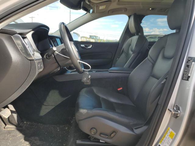 2018 VOLVO XC60 T5 - LYV102RK3JB100845