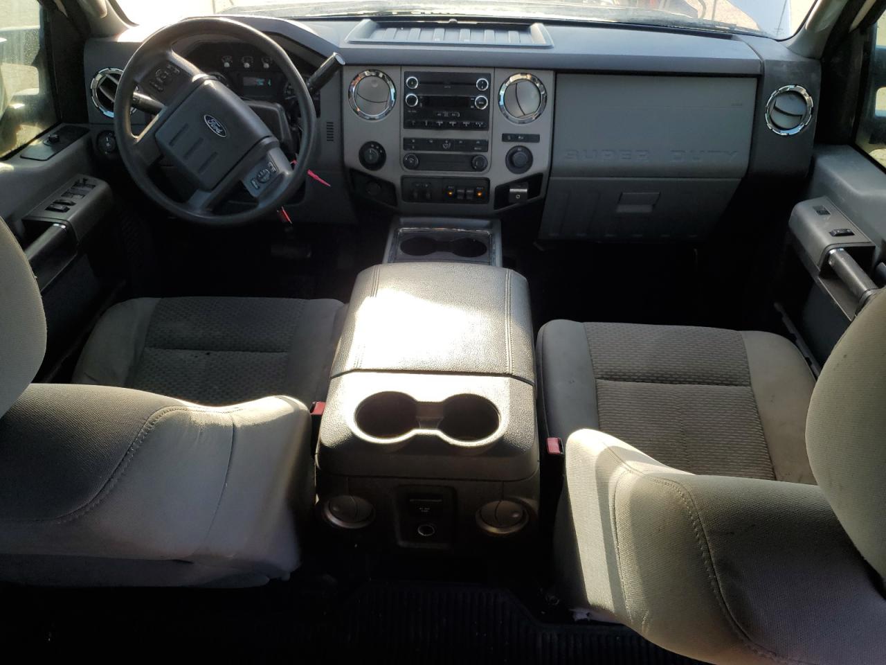 FORD F-250 SUPER DUTY