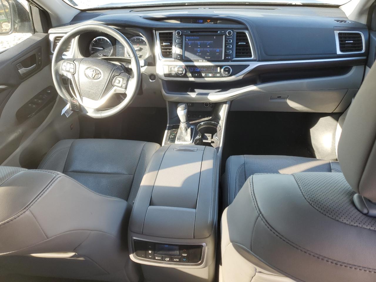 TOYOTA HIGHLANDER LIMITED