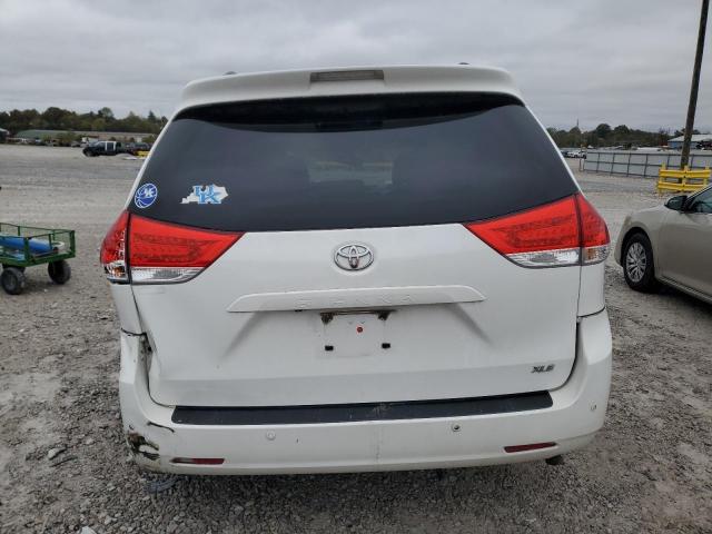 2014 TOYOTA SIENNA XLE - 5TDYK3DC8ES476696