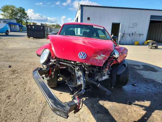 2018 VOLKSWAGEN BEETLE S 3VWFD7AT0JM713394