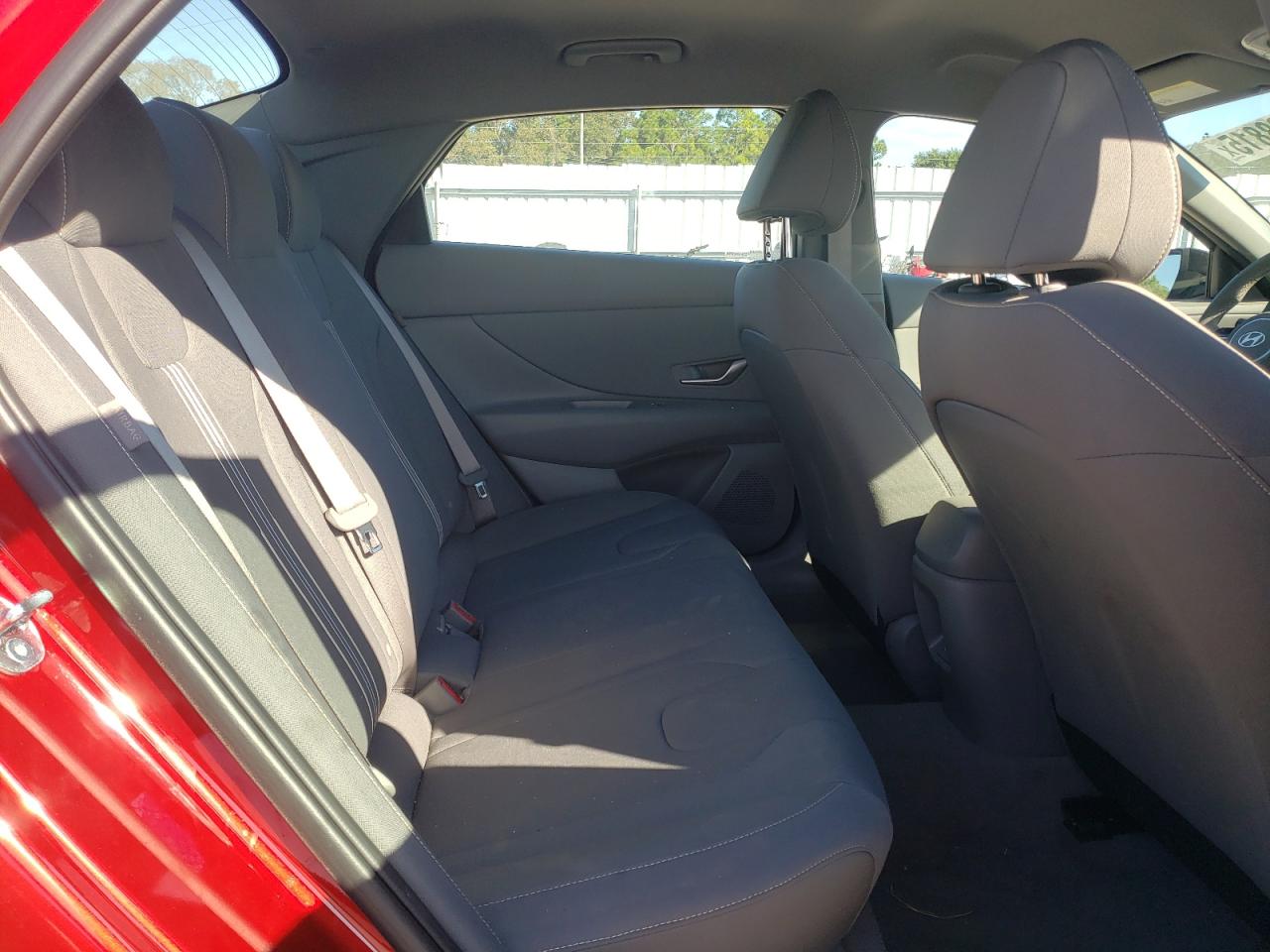 HYUNDAI ELANTRA SEL SPORT