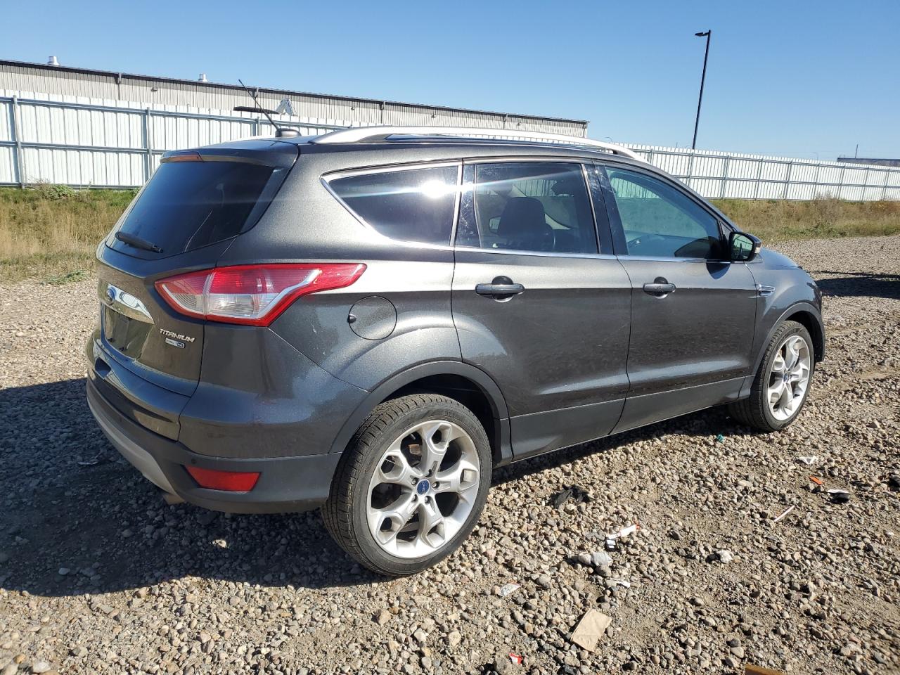 FORD ESCAPE TITANIUM