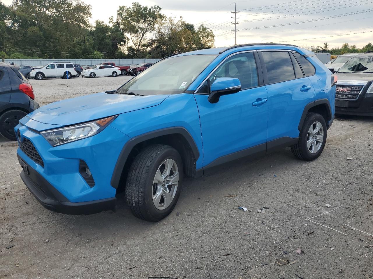 TOYOTA RAV4 XLE