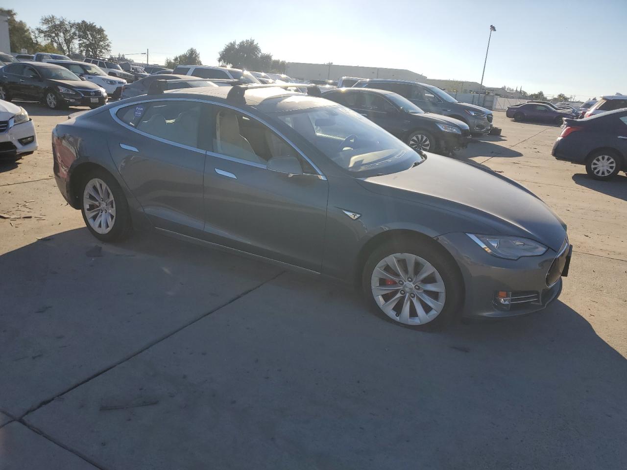 TESLA MODEL S