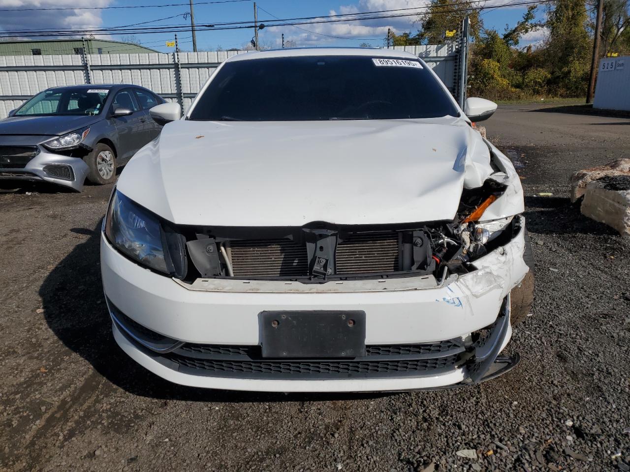 VOLKSWAGEN PASSAT SE