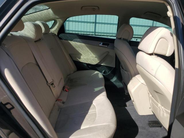 2016 HYUNDAI SONATA SE 5NPE24AF1GH369778